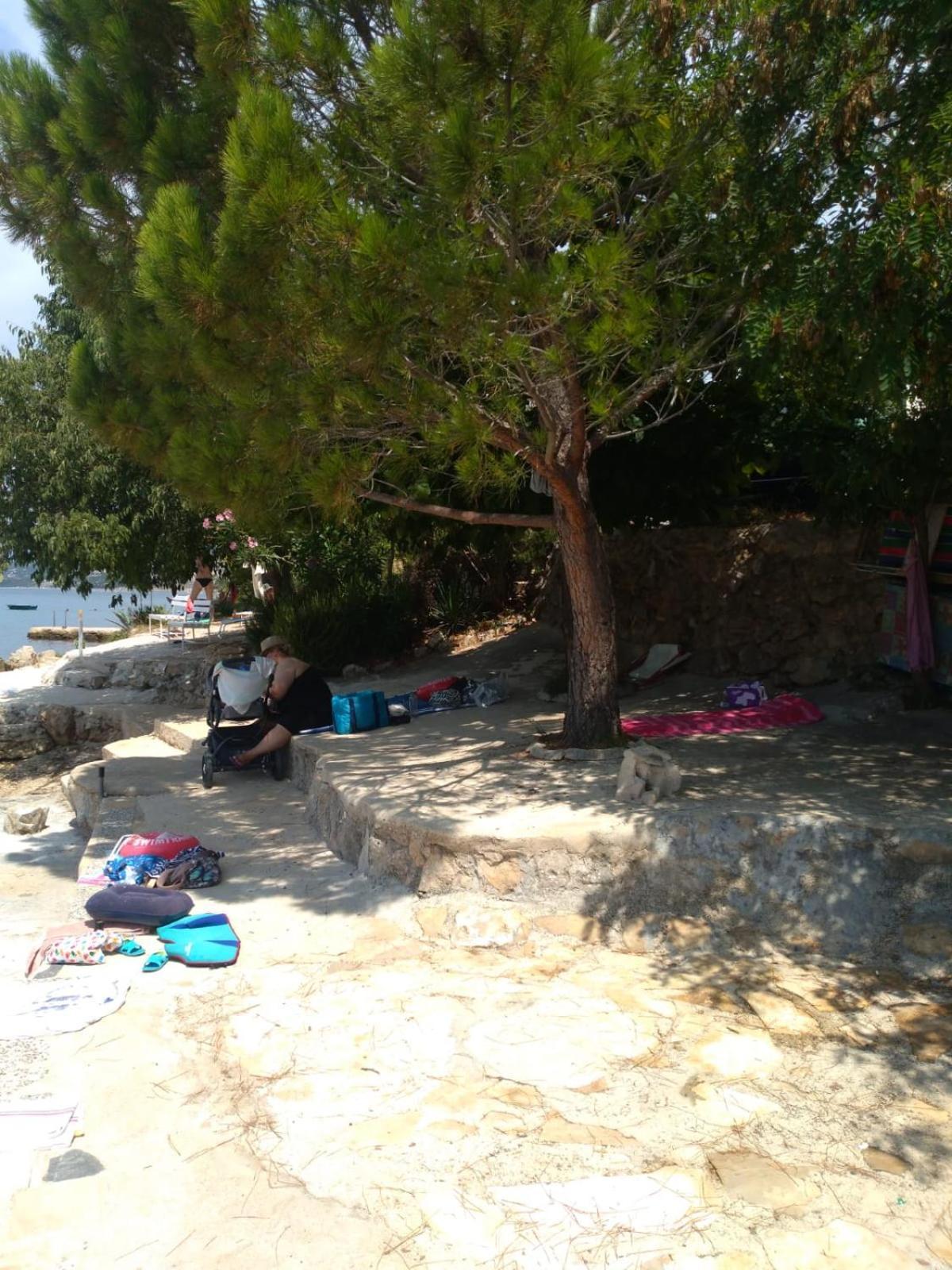 אוברובץ Apartmani Ana - Meka Draga מראה חיצוני תמונה