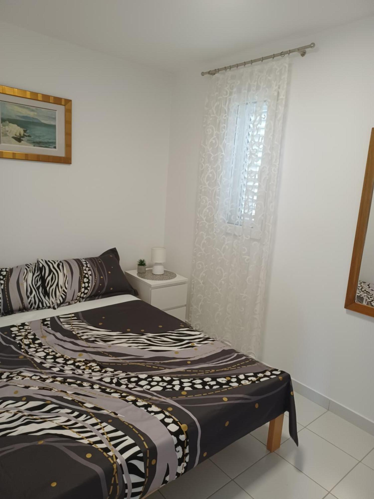 אוברובץ Apartmani Ana - Meka Draga מראה חיצוני תמונה