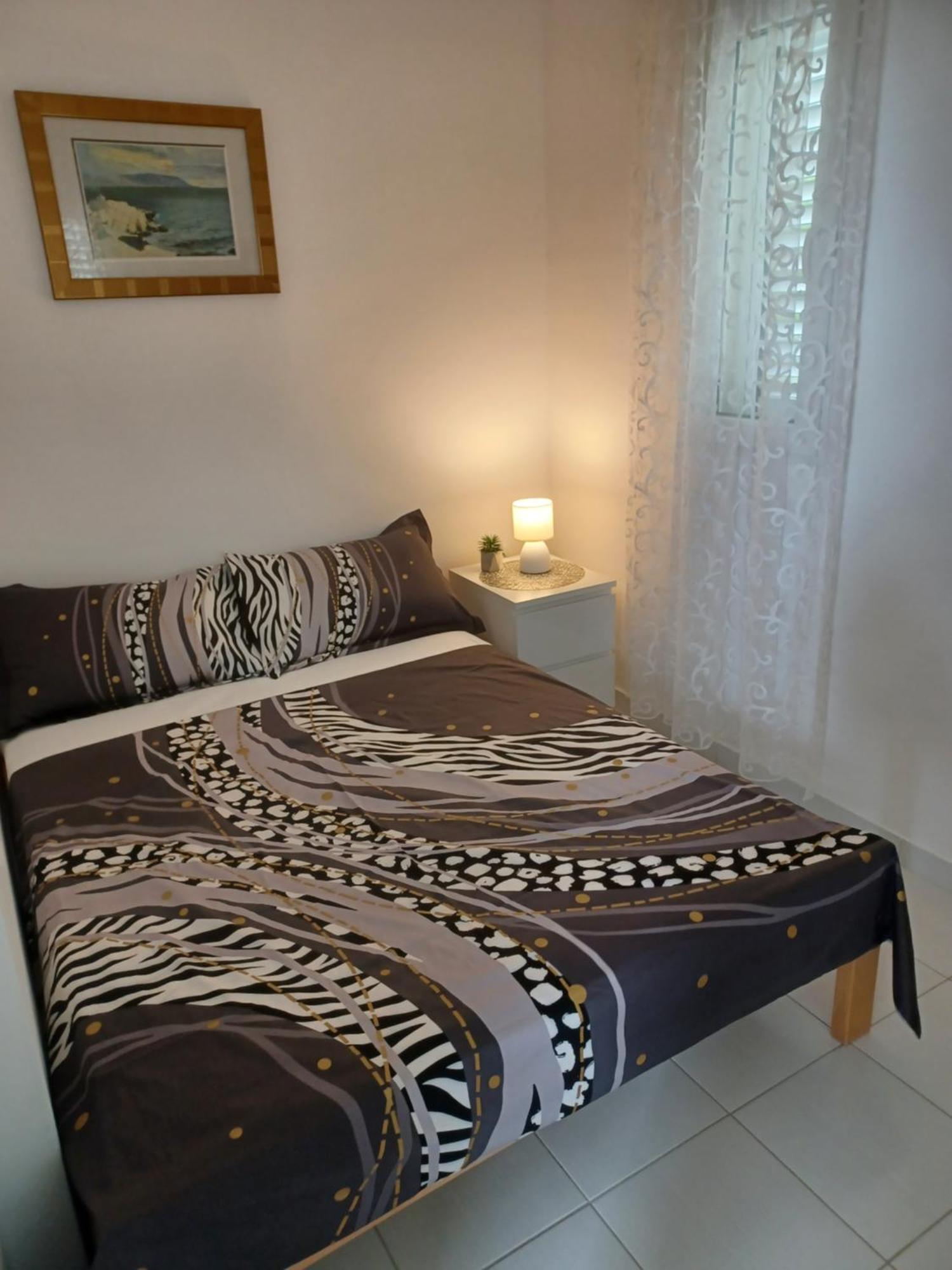 אוברובץ Apartmani Ana - Meka Draga מראה חיצוני תמונה